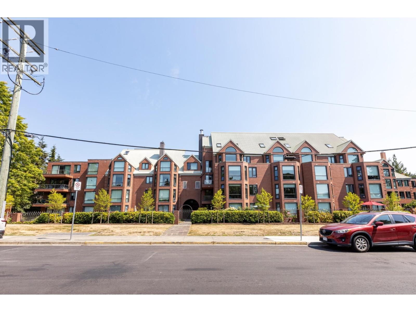 1350 VIEW Unit 408