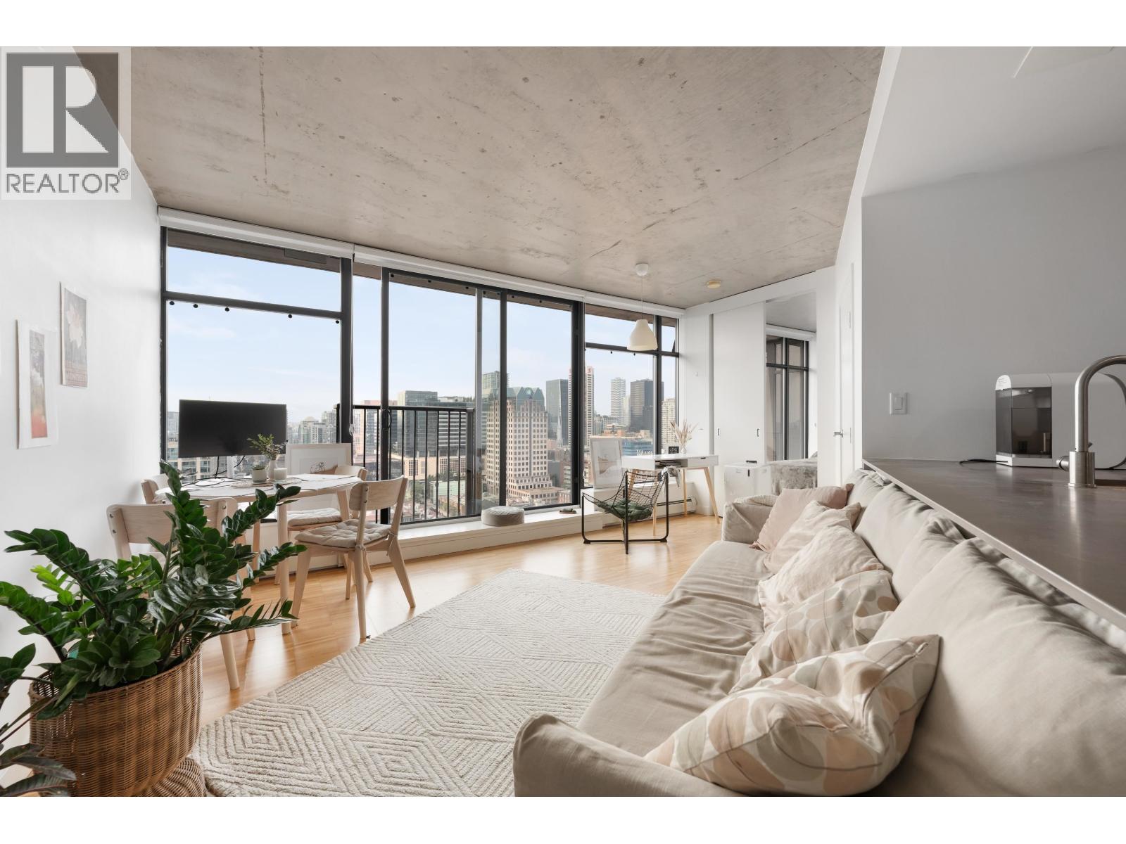 128 CORDOVA Unit 2908