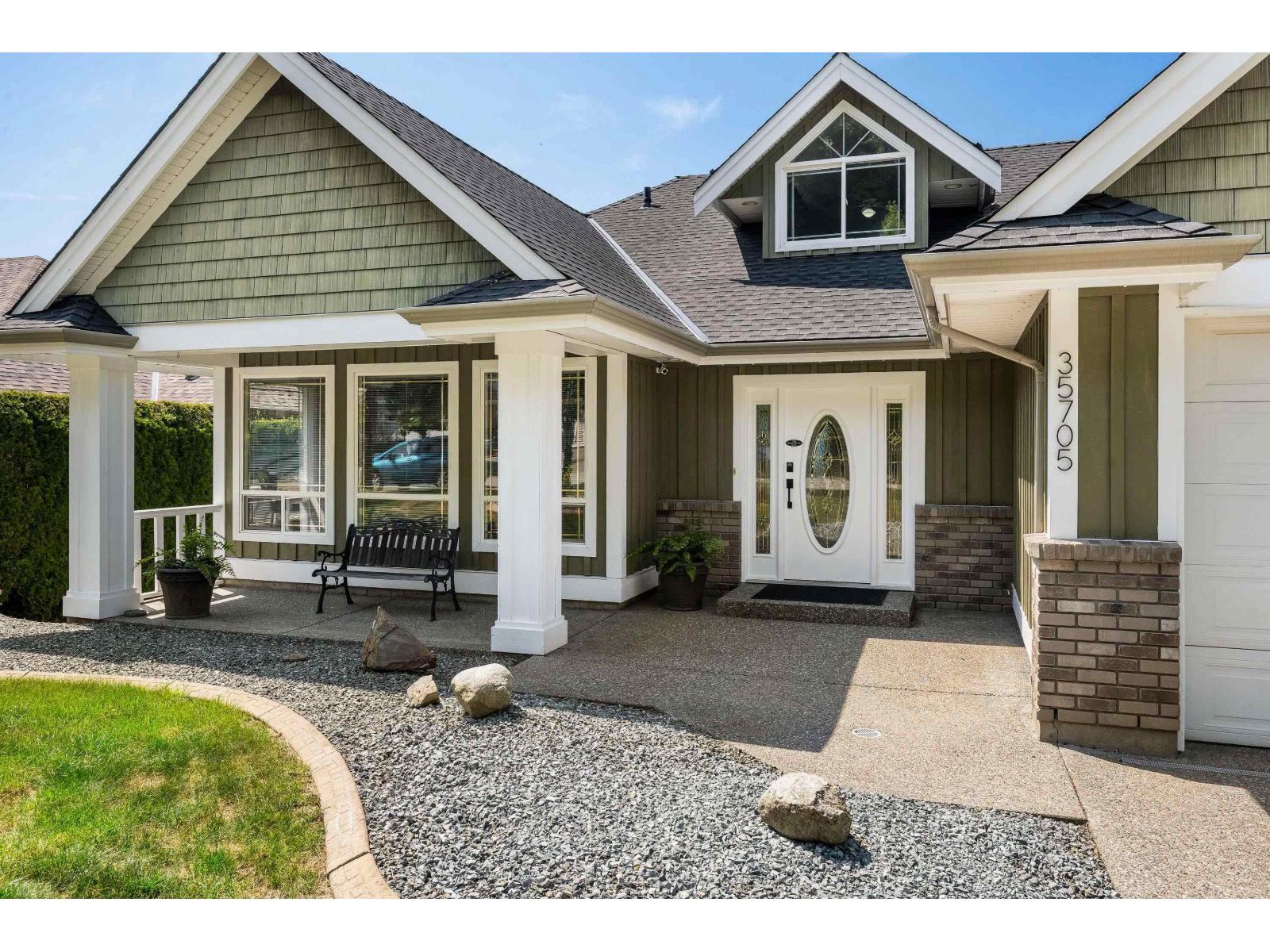 35705 HAWKSVIEW photo 4