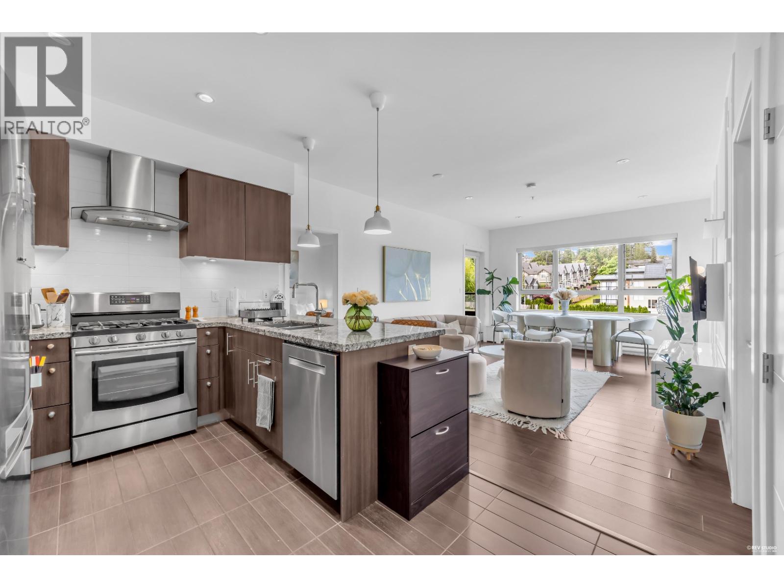 5688 HASTINGS Unit 401
