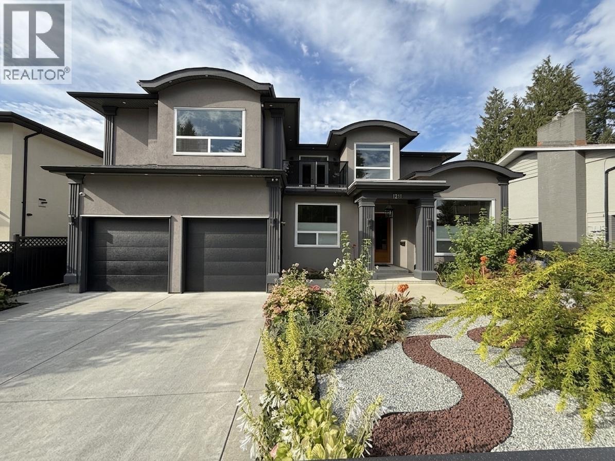 1211 FOSTER