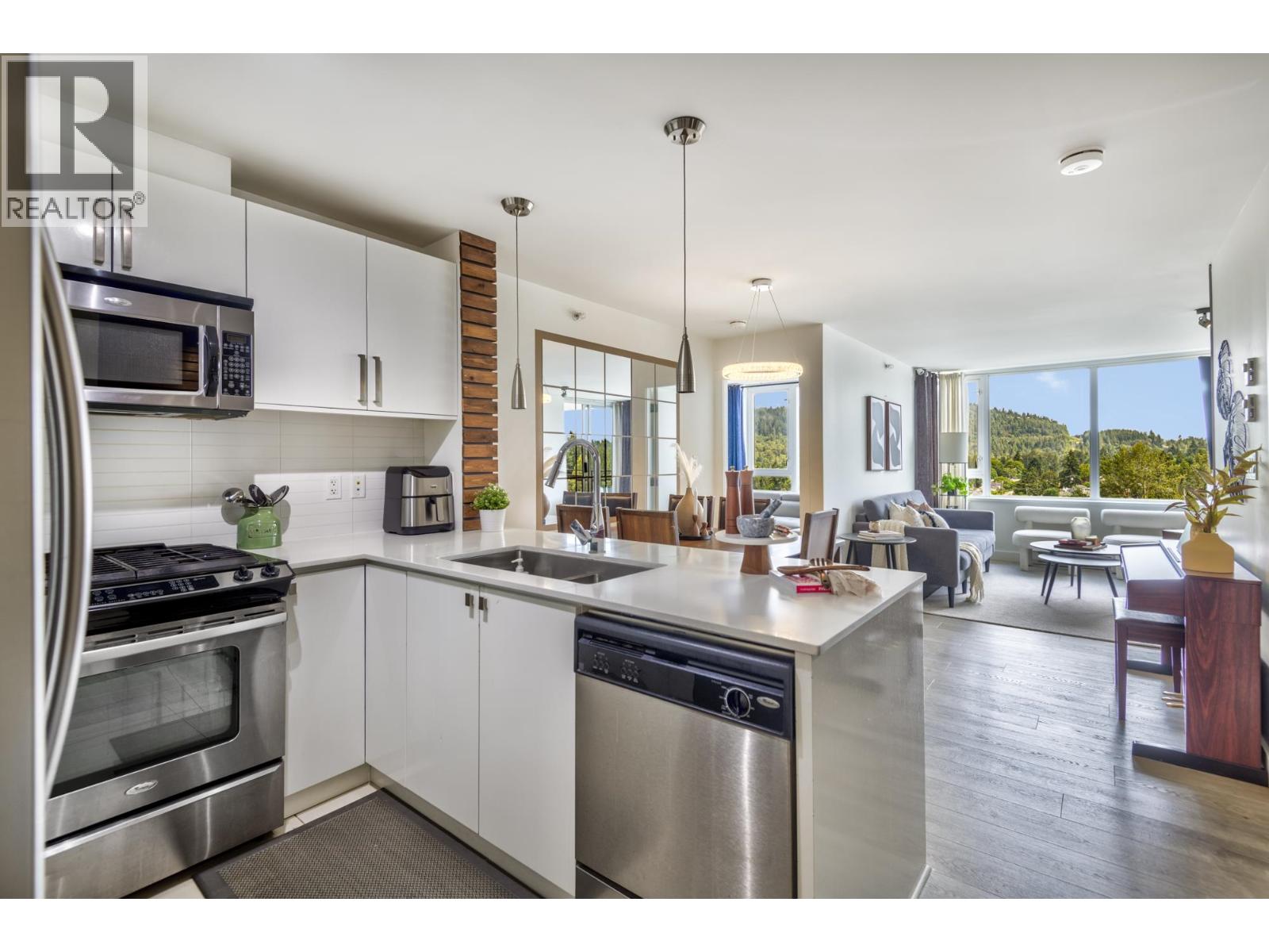 9868 CAMERON Unit 1606