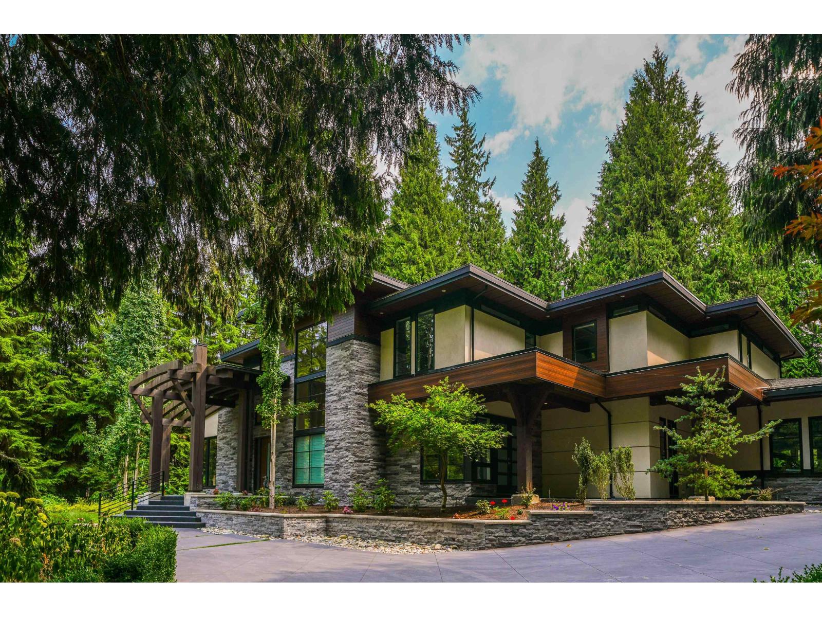 13262 WOODCREST
