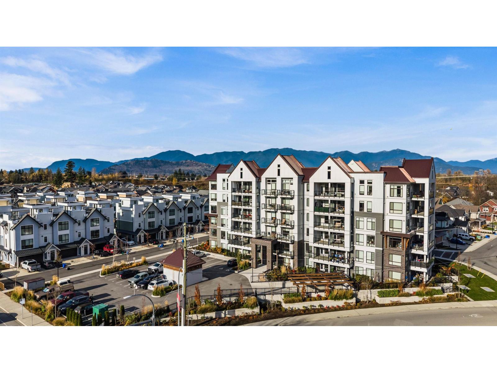 6045 CHILLIWACK RIVER Unit 203