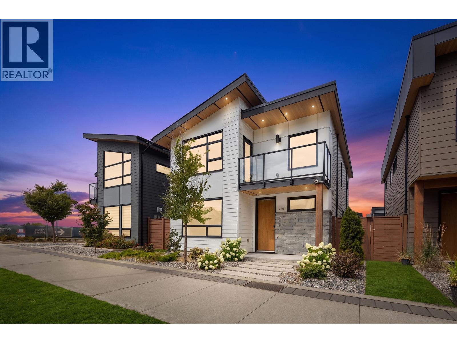 4725 BLUE HERON