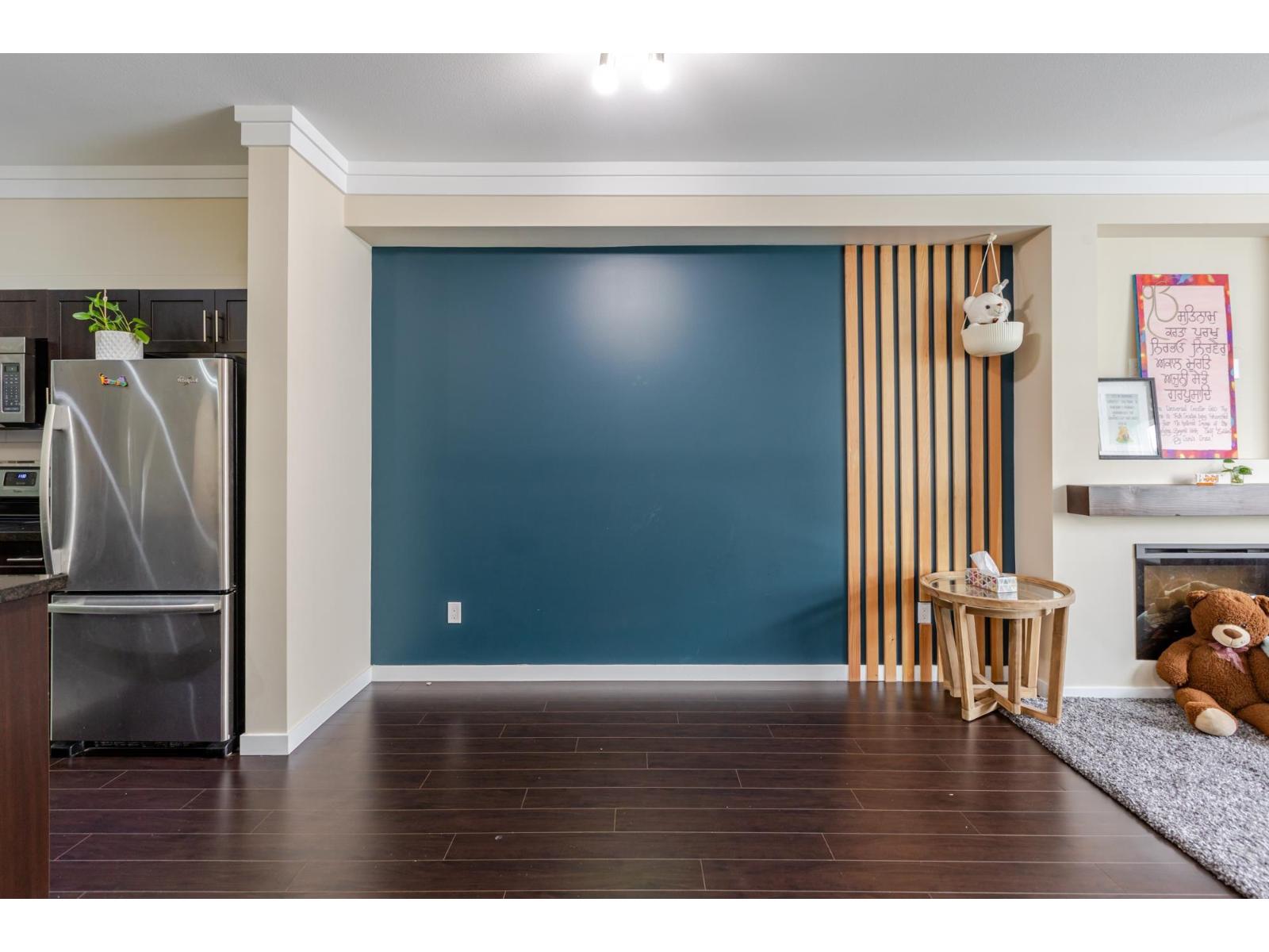 14356 63A Unit 80 photo 4