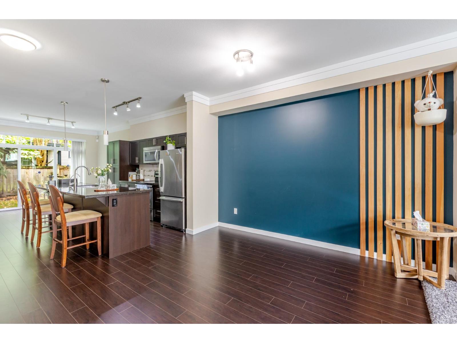 14356 63A Unit 80 photo 5