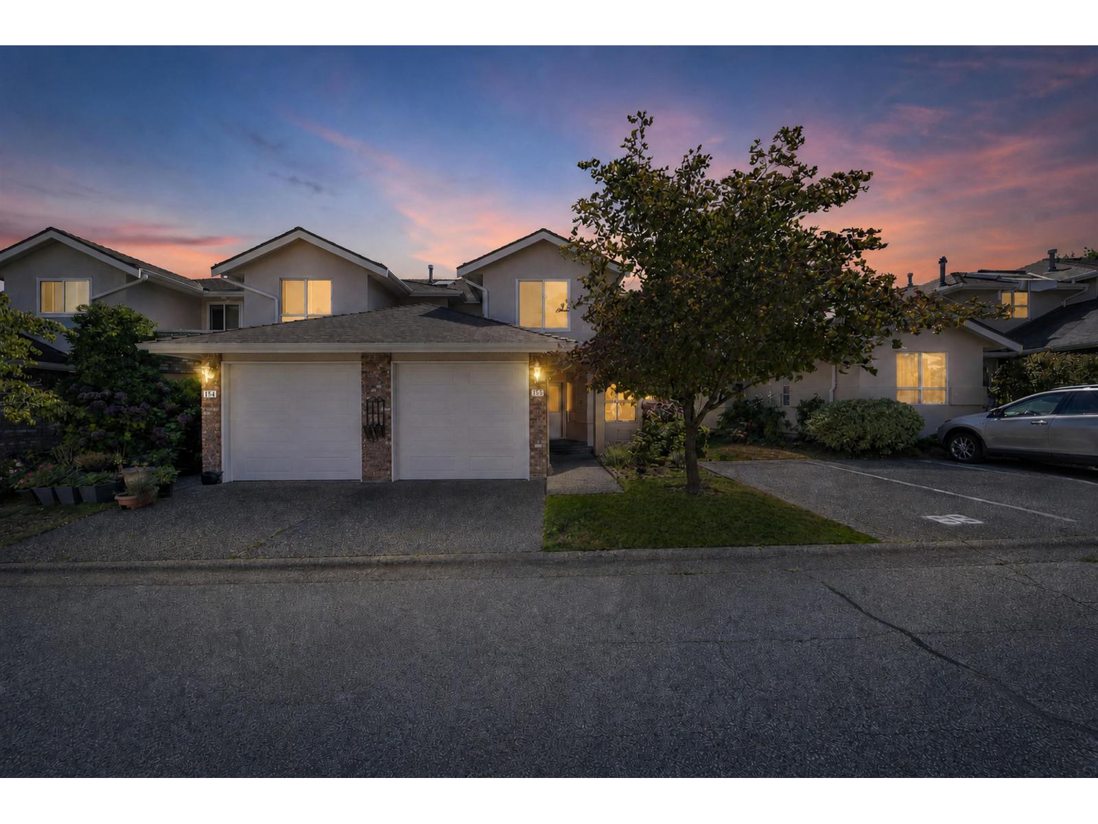 15550 26 Unit 155 photo 2