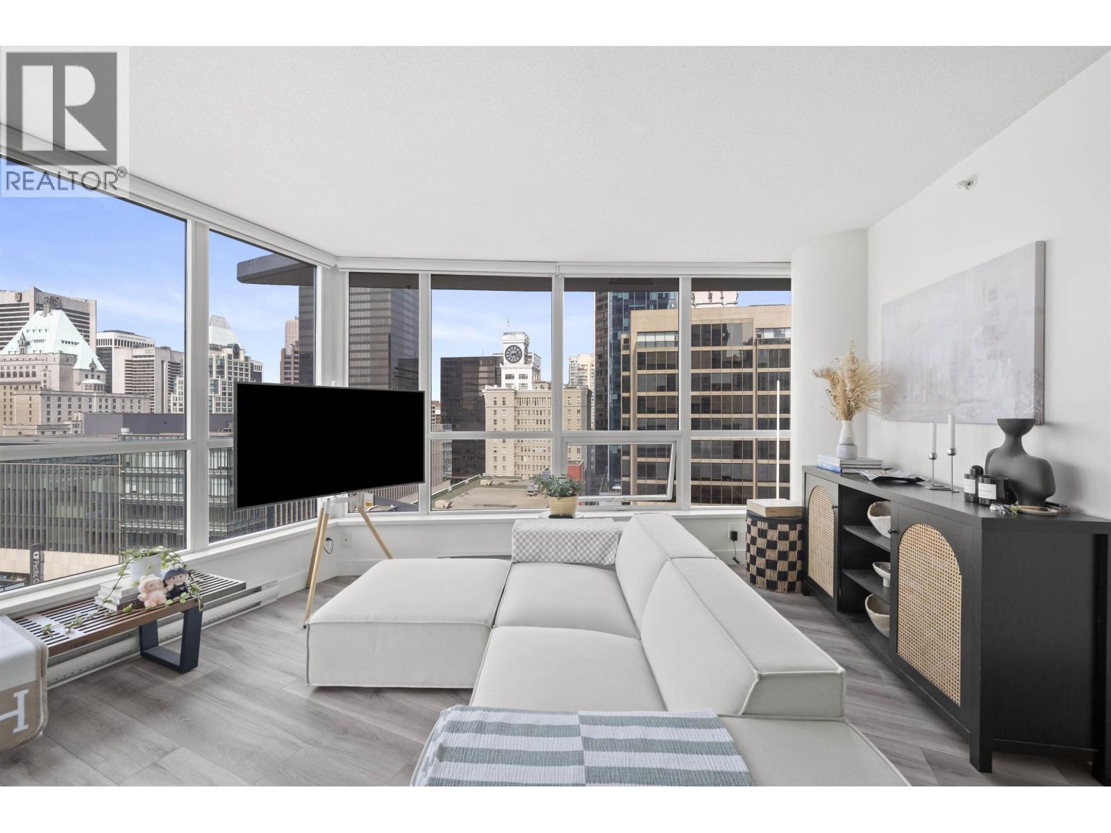 833 SEYMOUR Unit 1511