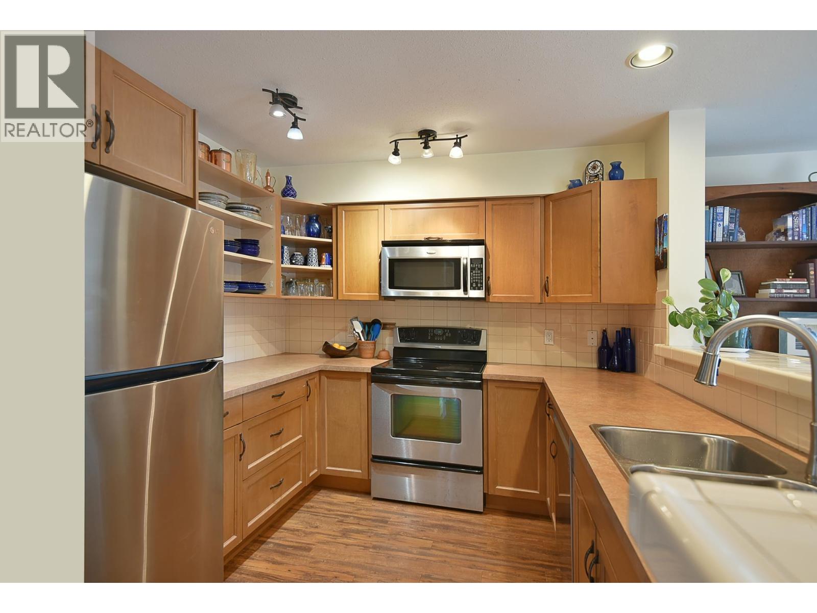 5711 EBBTIDE Unit 303