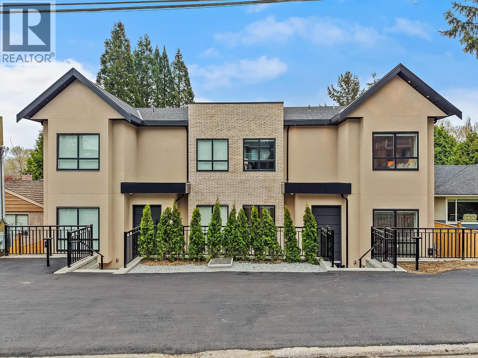6070 ELGIN Unit 2