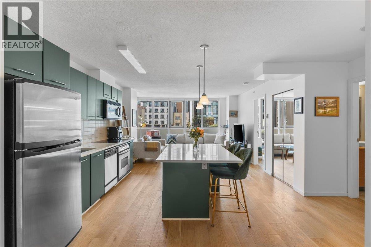 1155 SEYMOUR Unit 310