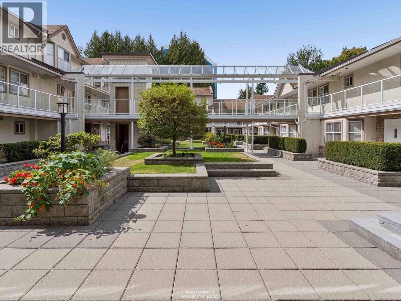 5575 PATTERSON Unit 21