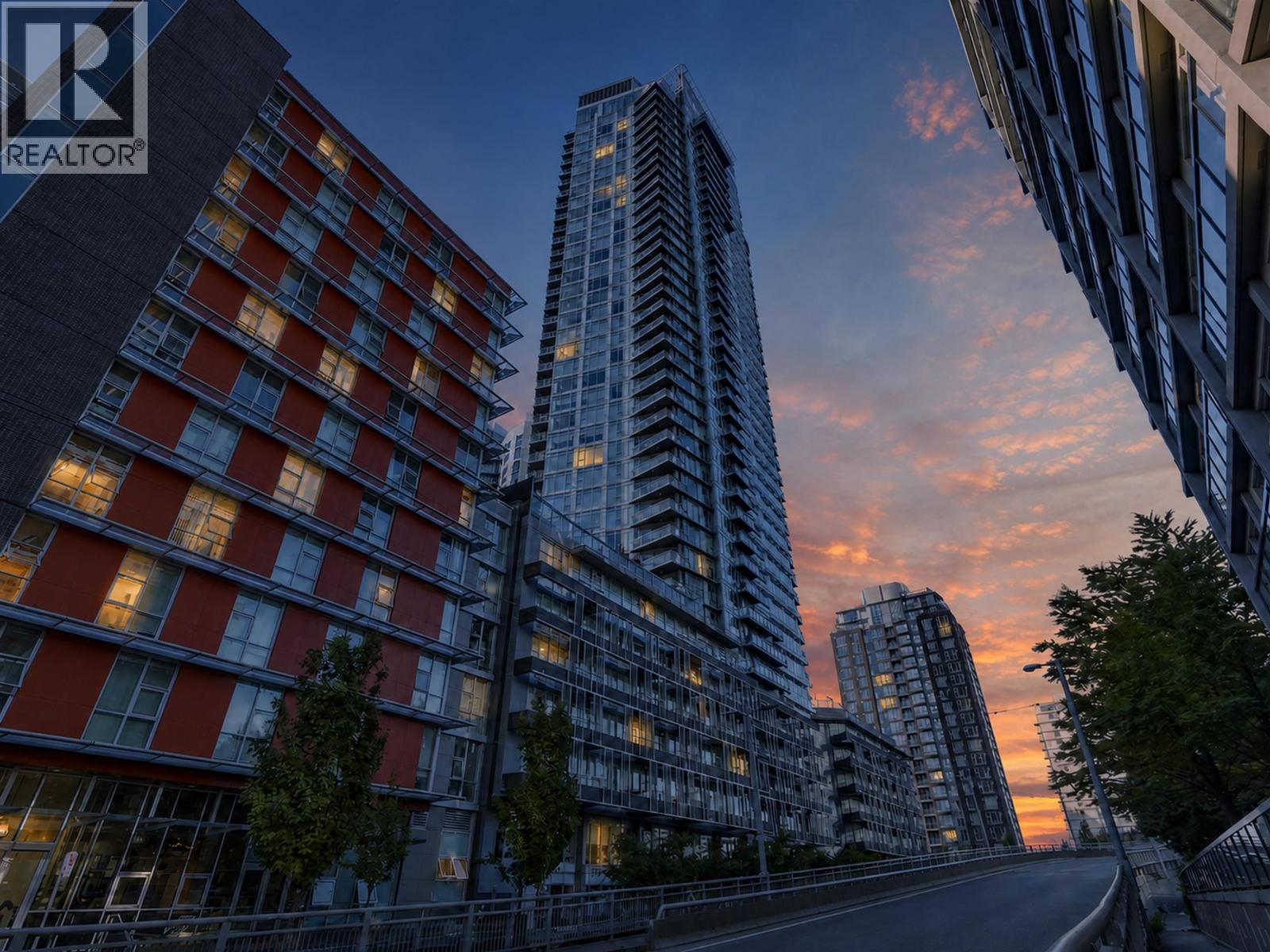 1372 SEYMOUR Unit 3508