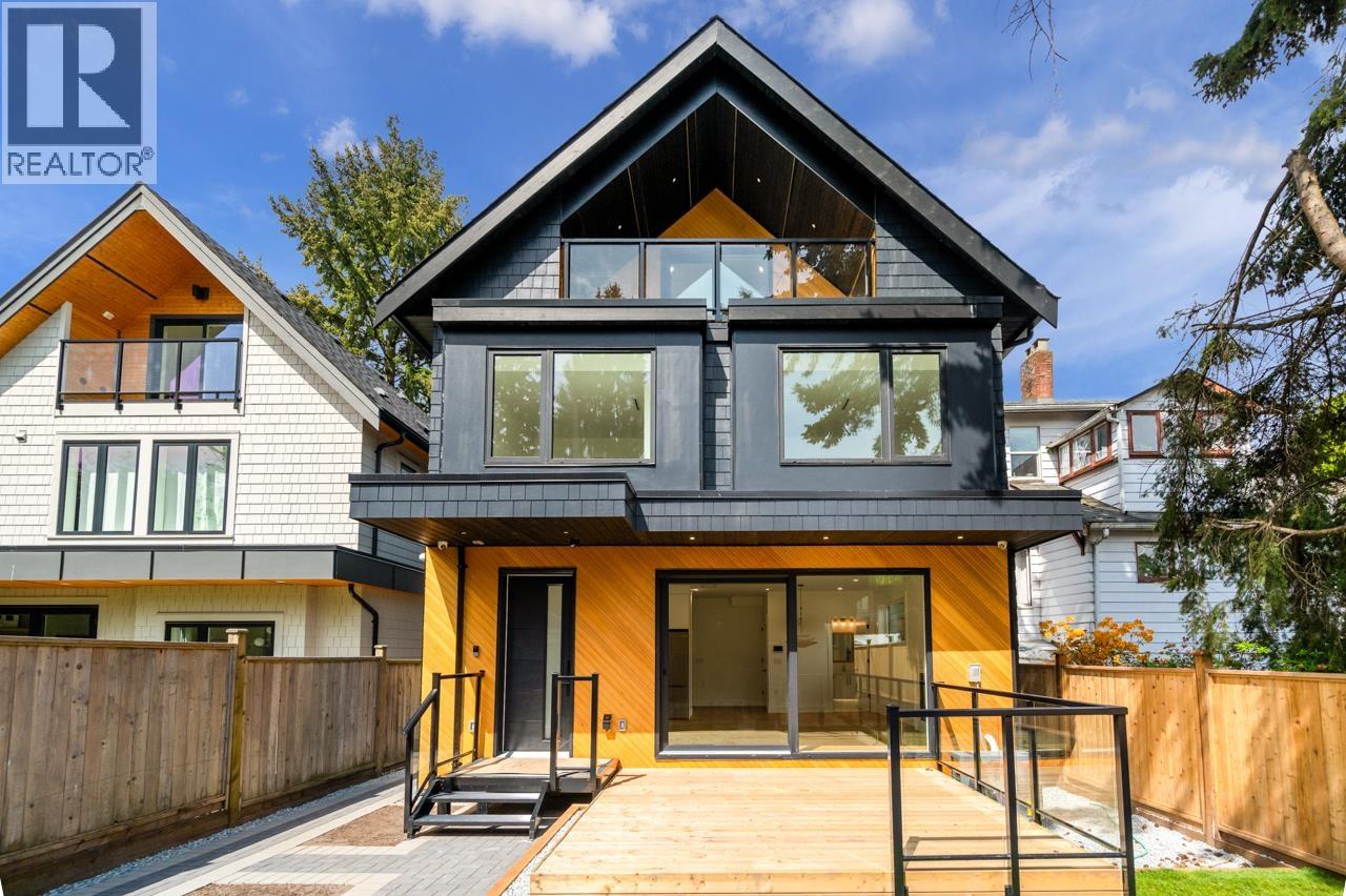 950 W 17TH AVENUE Unit 2