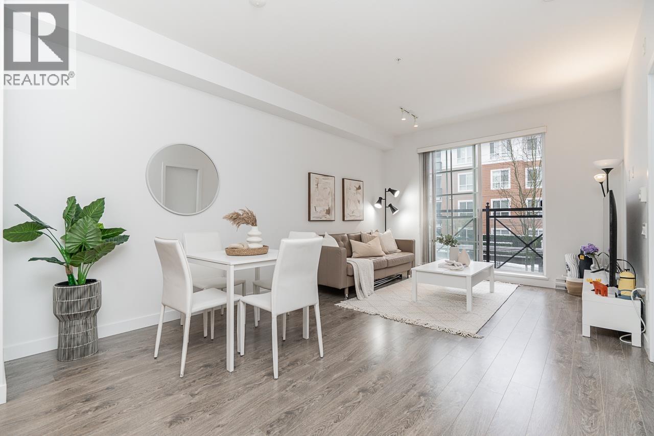 618 COMO LAKE Unit 213