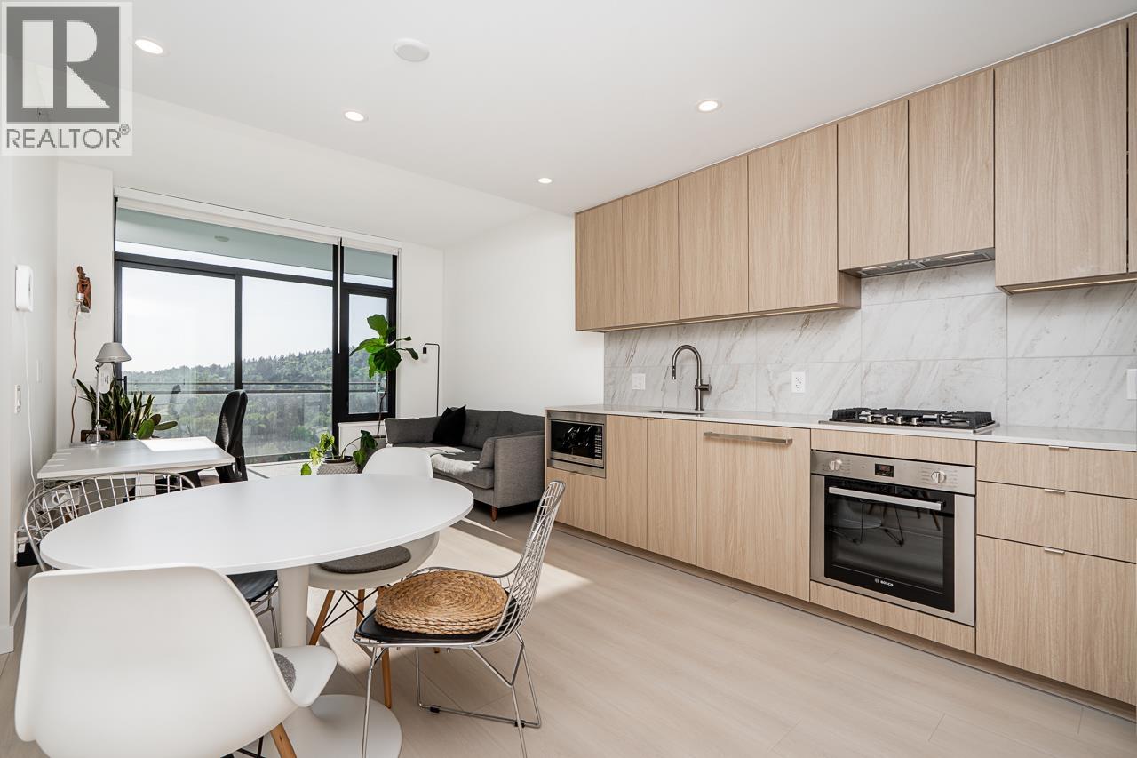 626 CLAREMONT Unit 1603