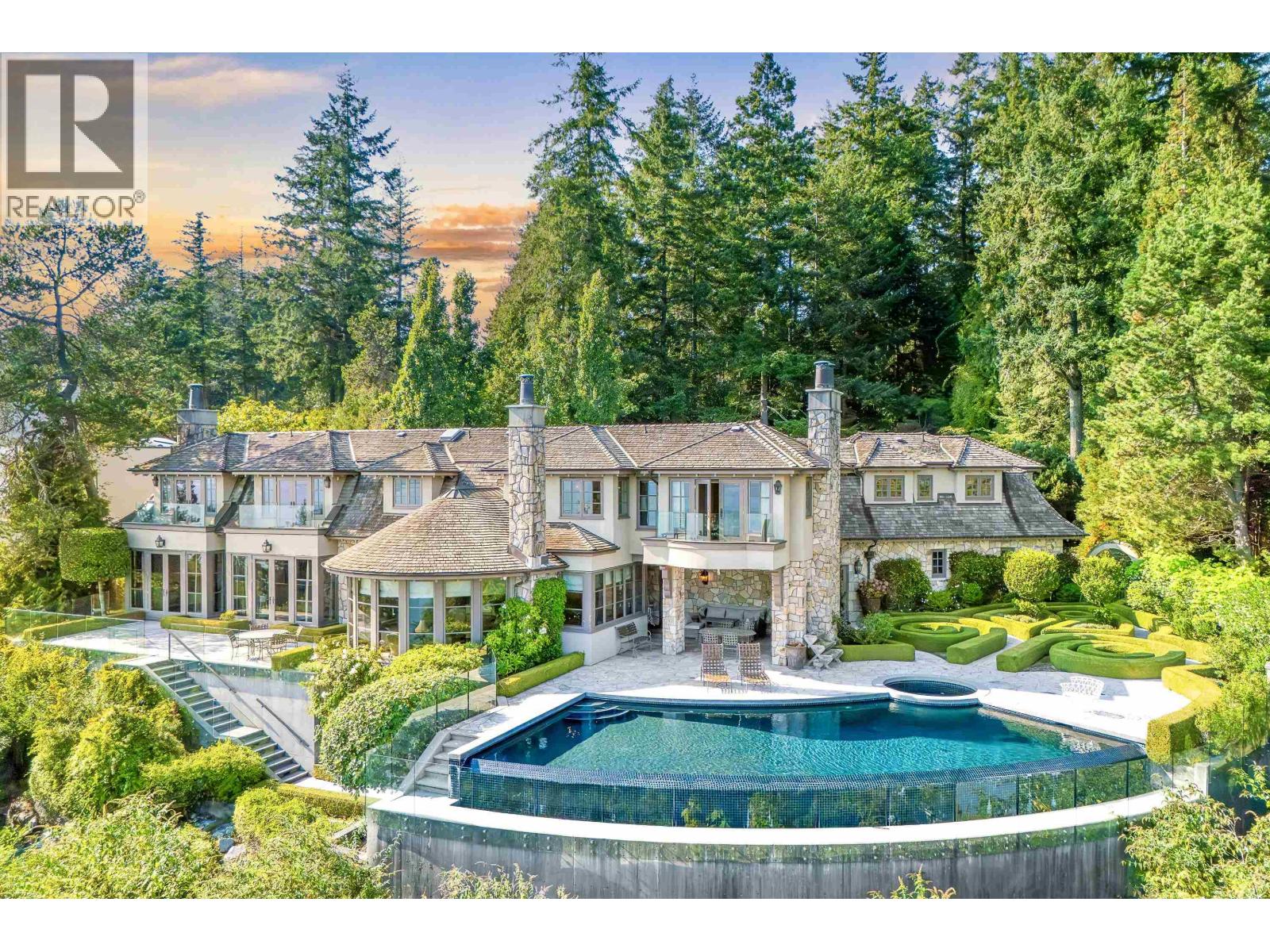 4672 CLOVELLY