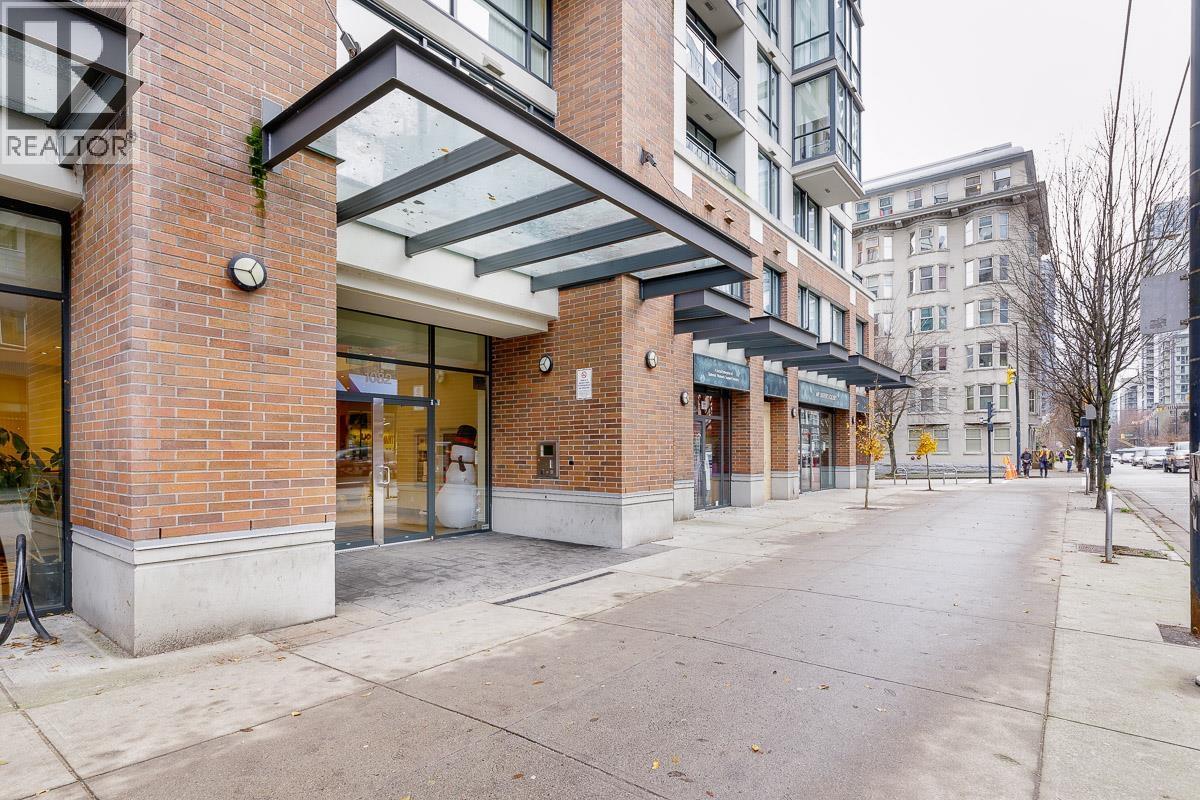 1082 SEYMOUR Unit 1708