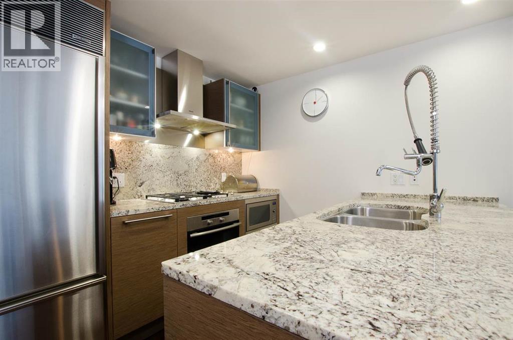 1111 ALBERNI Unit 270X
