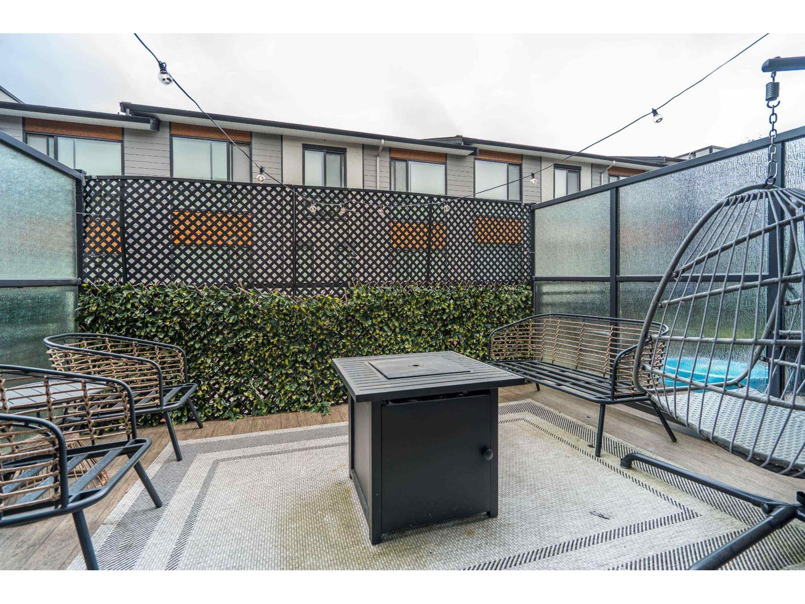 16488 64 Unit 11 photo 5