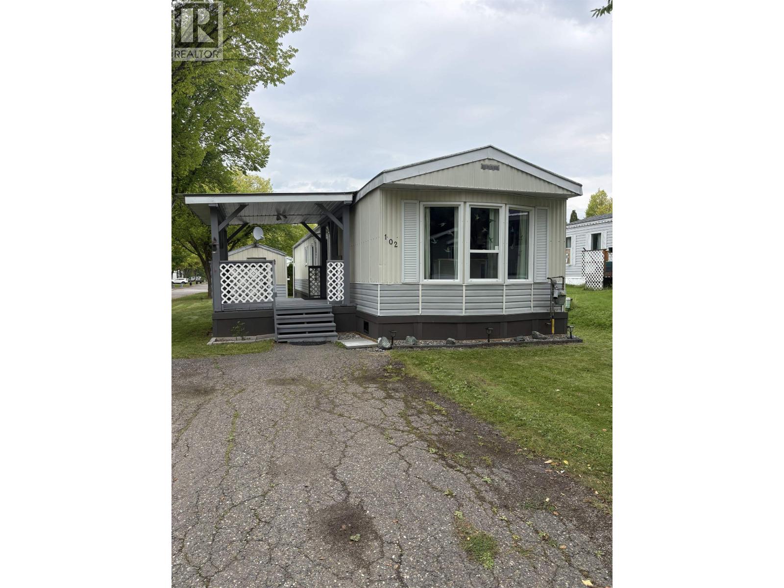 1000 INVERNESS Unit 102