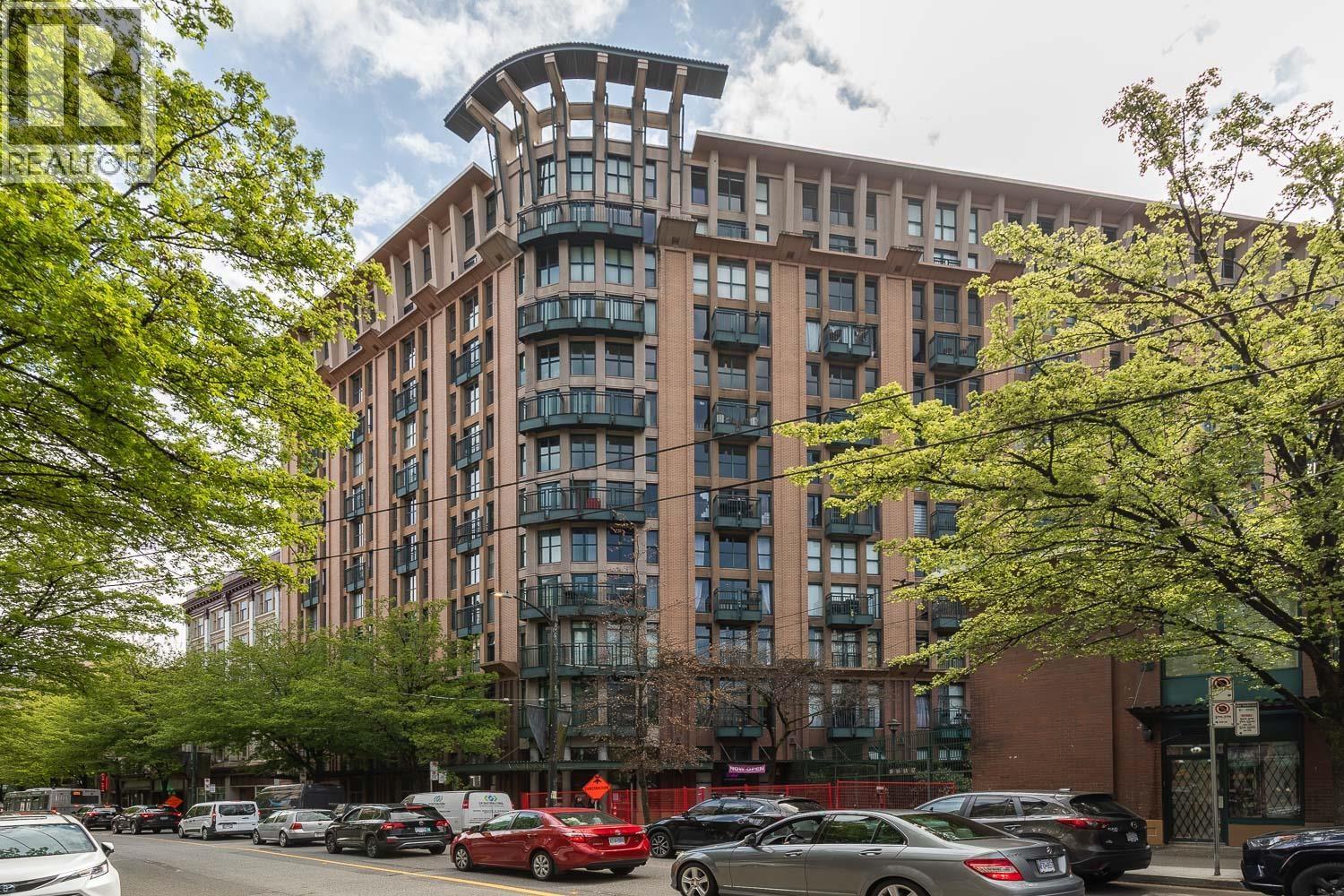 22 CORDOVA Unit 607
