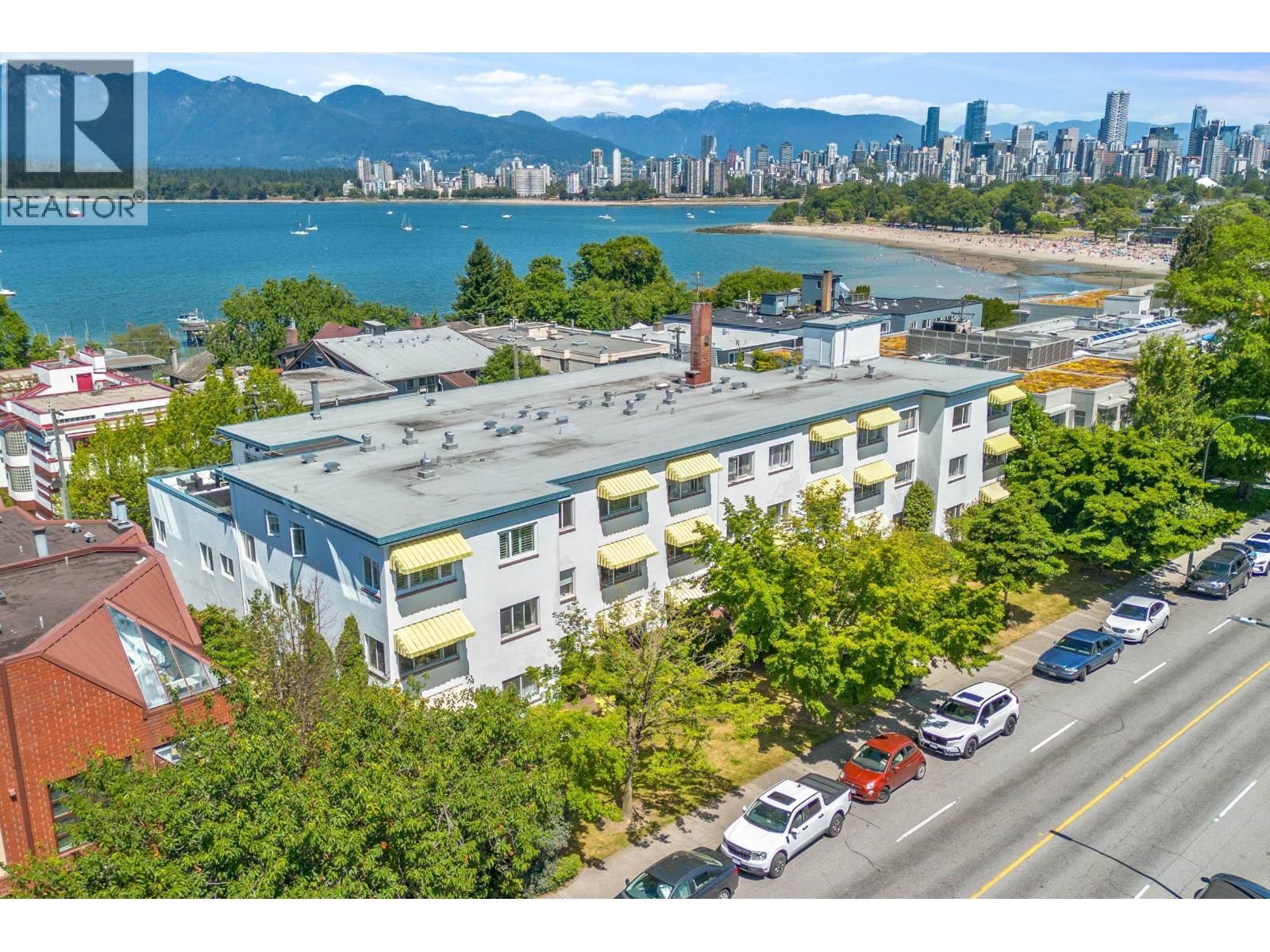2469 CORNWALL Unit 303