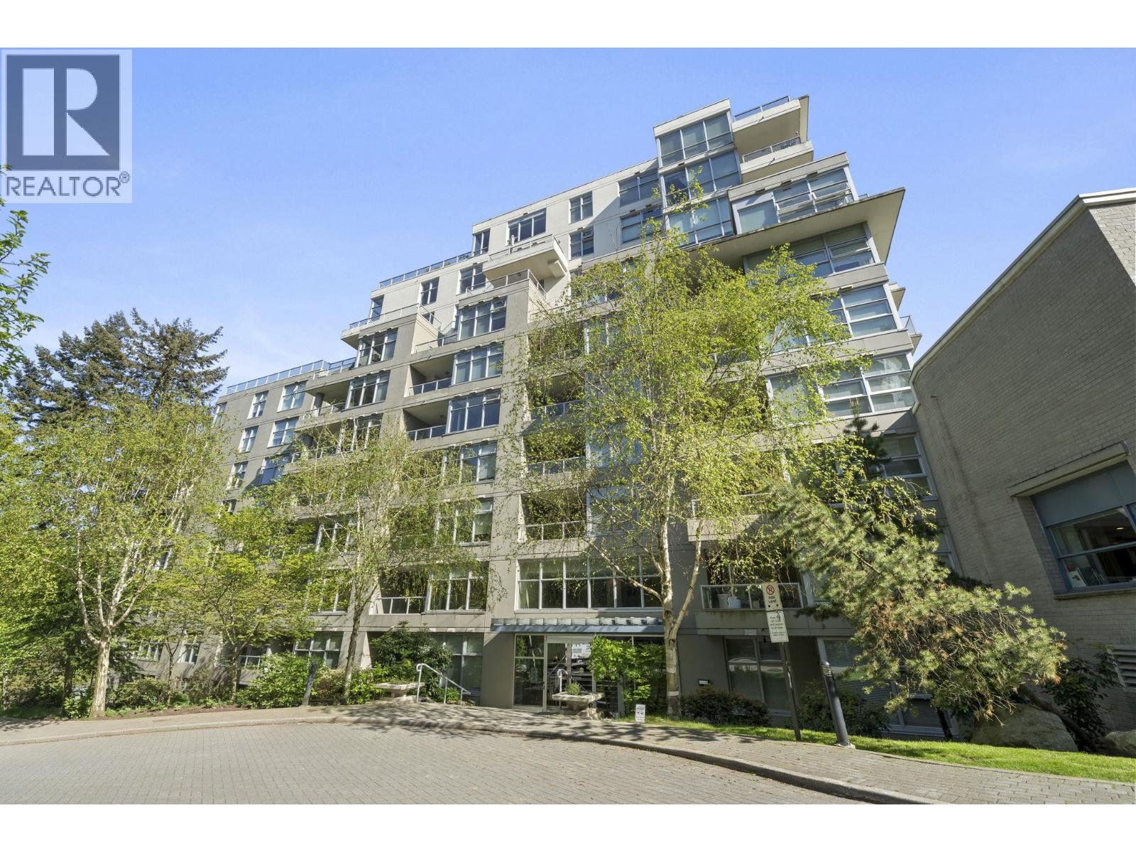 9262 UNIVERSITY Unit 605