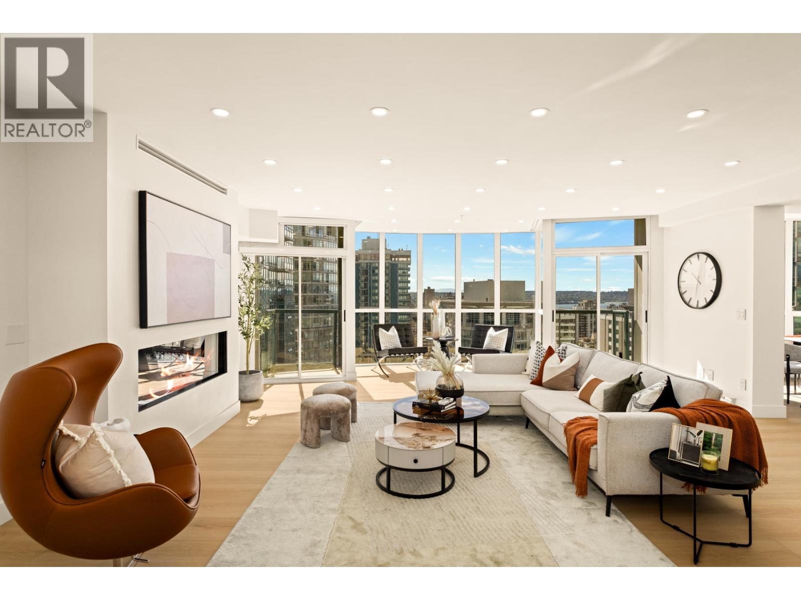 1239 GEORGIA Unit 2803