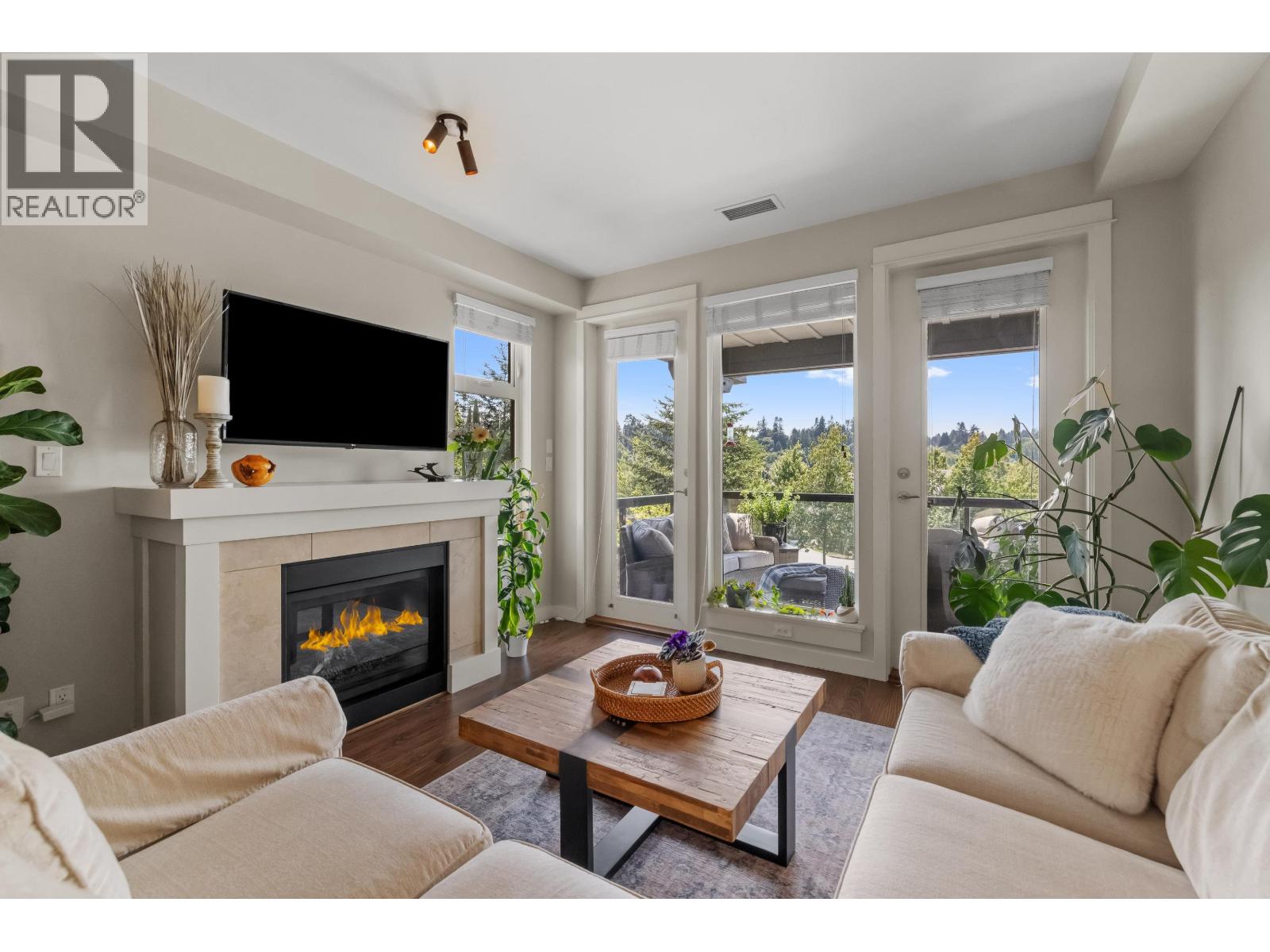 5099 SPRINGS Unit 301