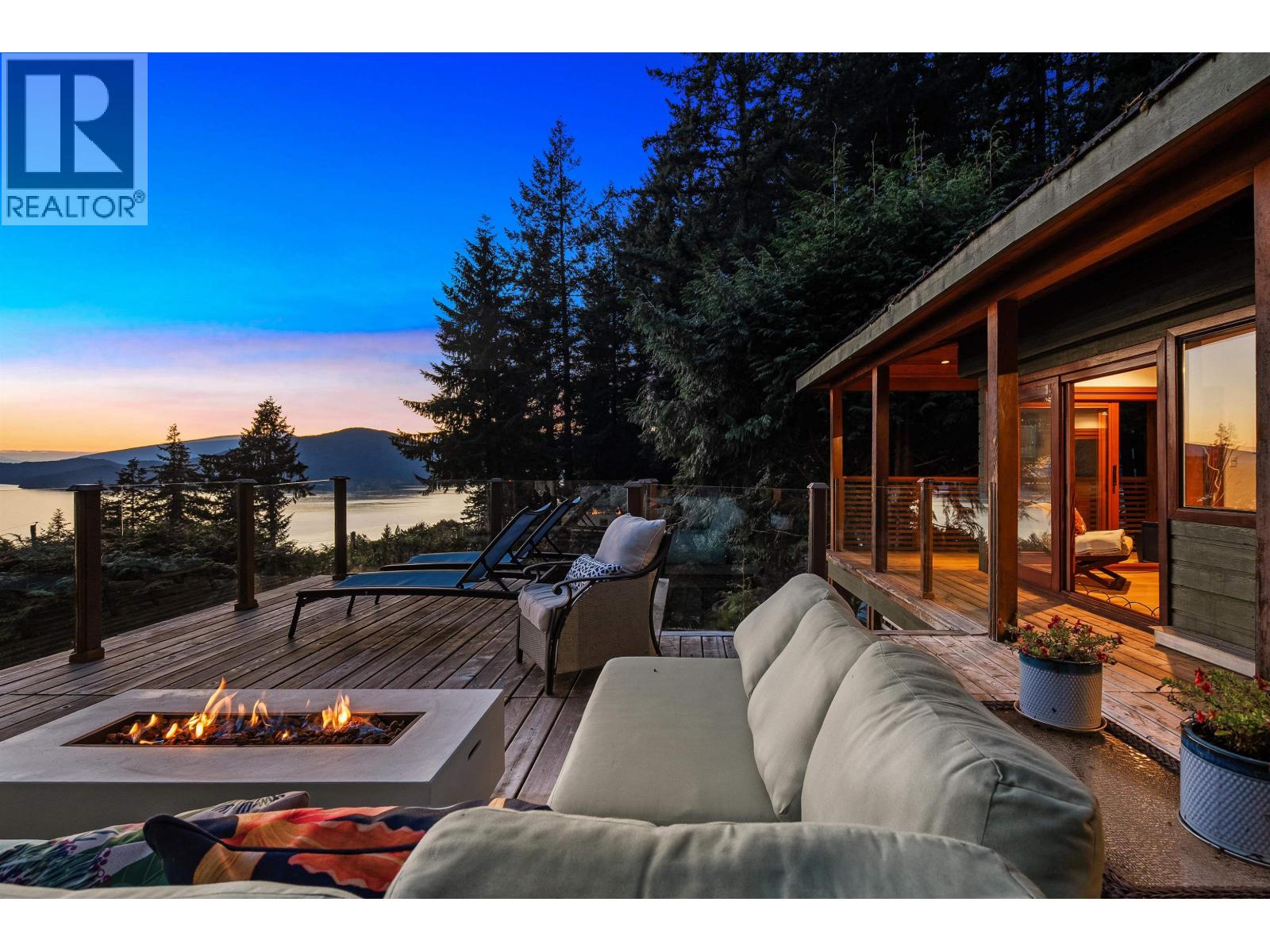 505 UPPER BAYVIEW
