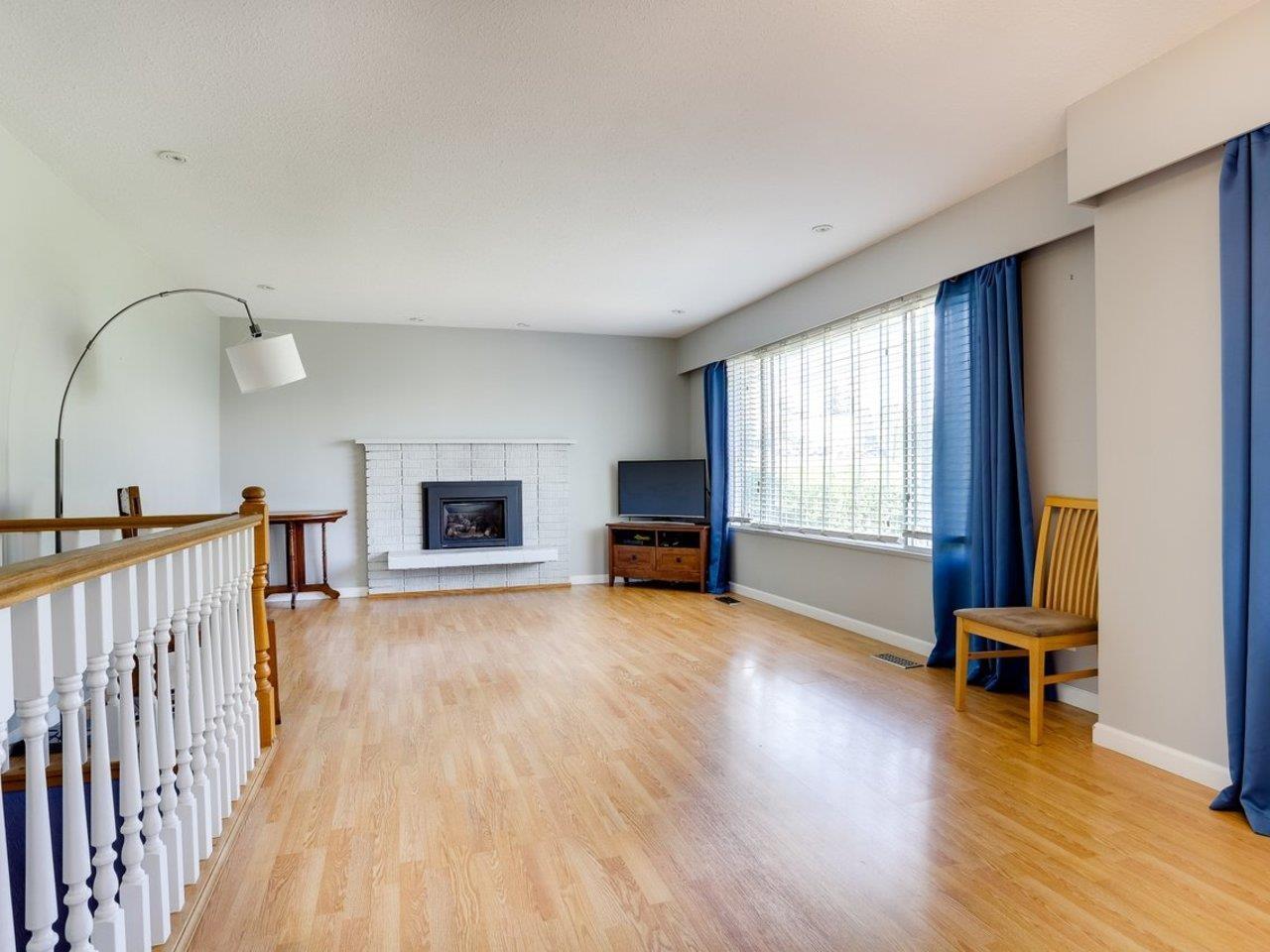15866 NORTH BLUFF