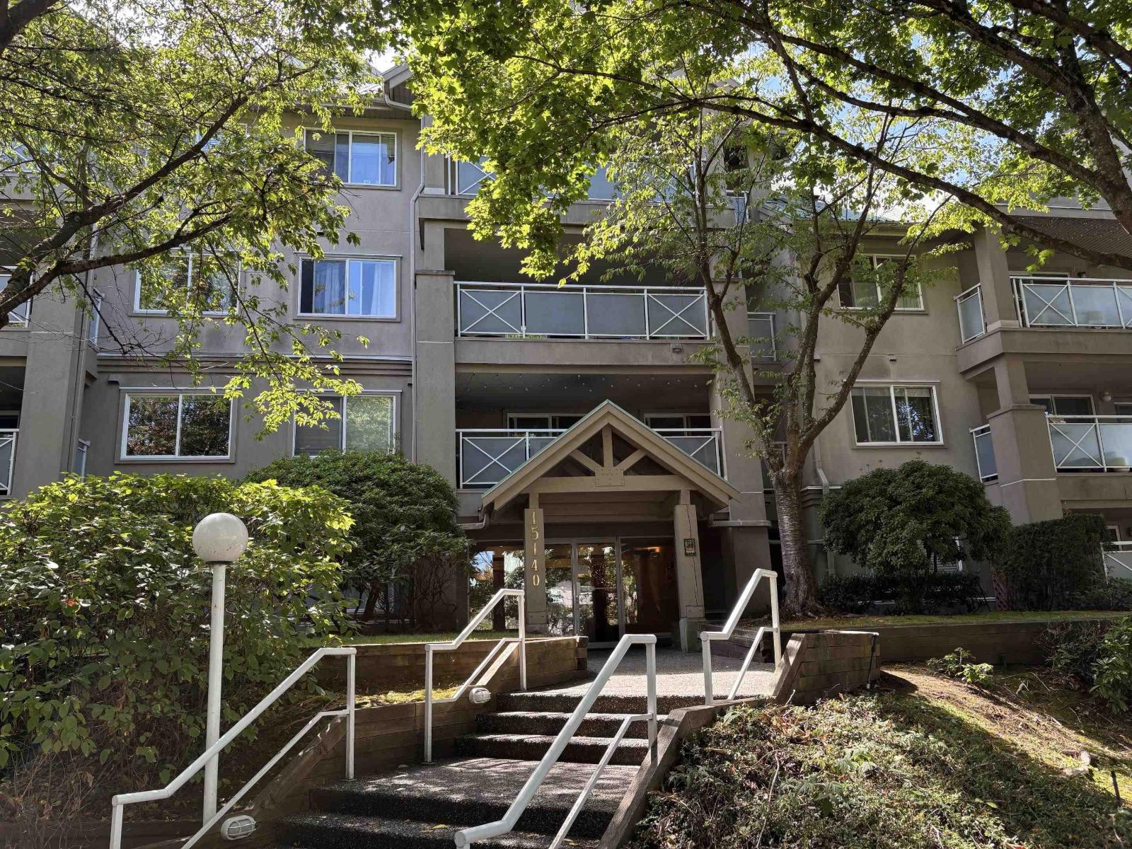 15140 29A Unit 206 photo 2
