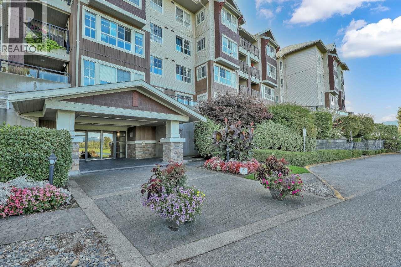 19677 MEADOW GARDENS Unit 212