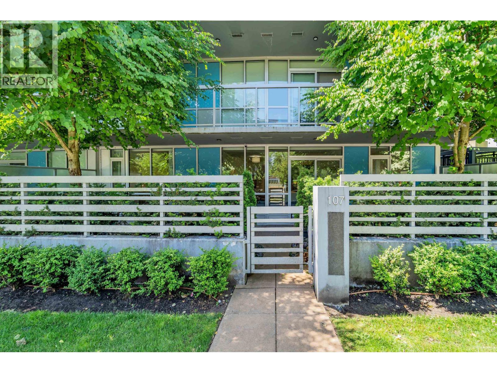 5189 CAMBIE Unit 107