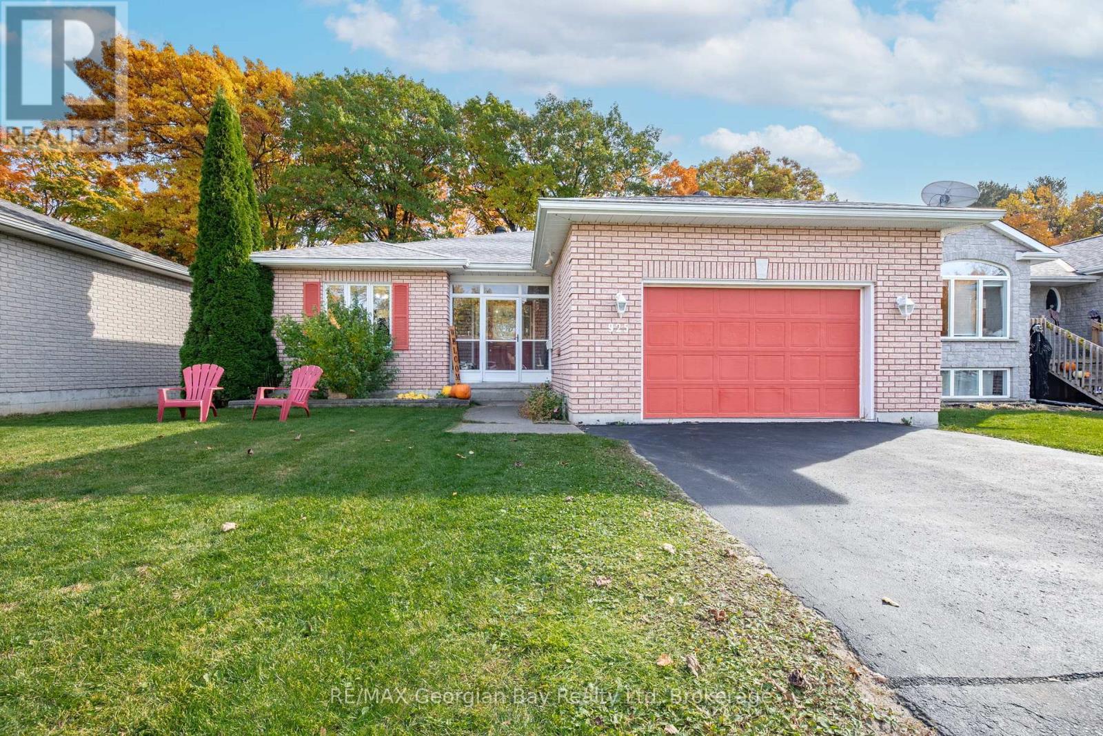 925 Dominion