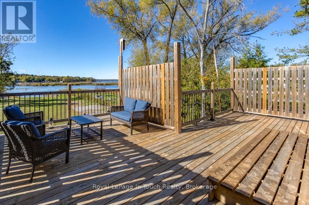 142 Duck Bay
