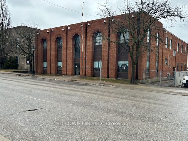 31 Colborne