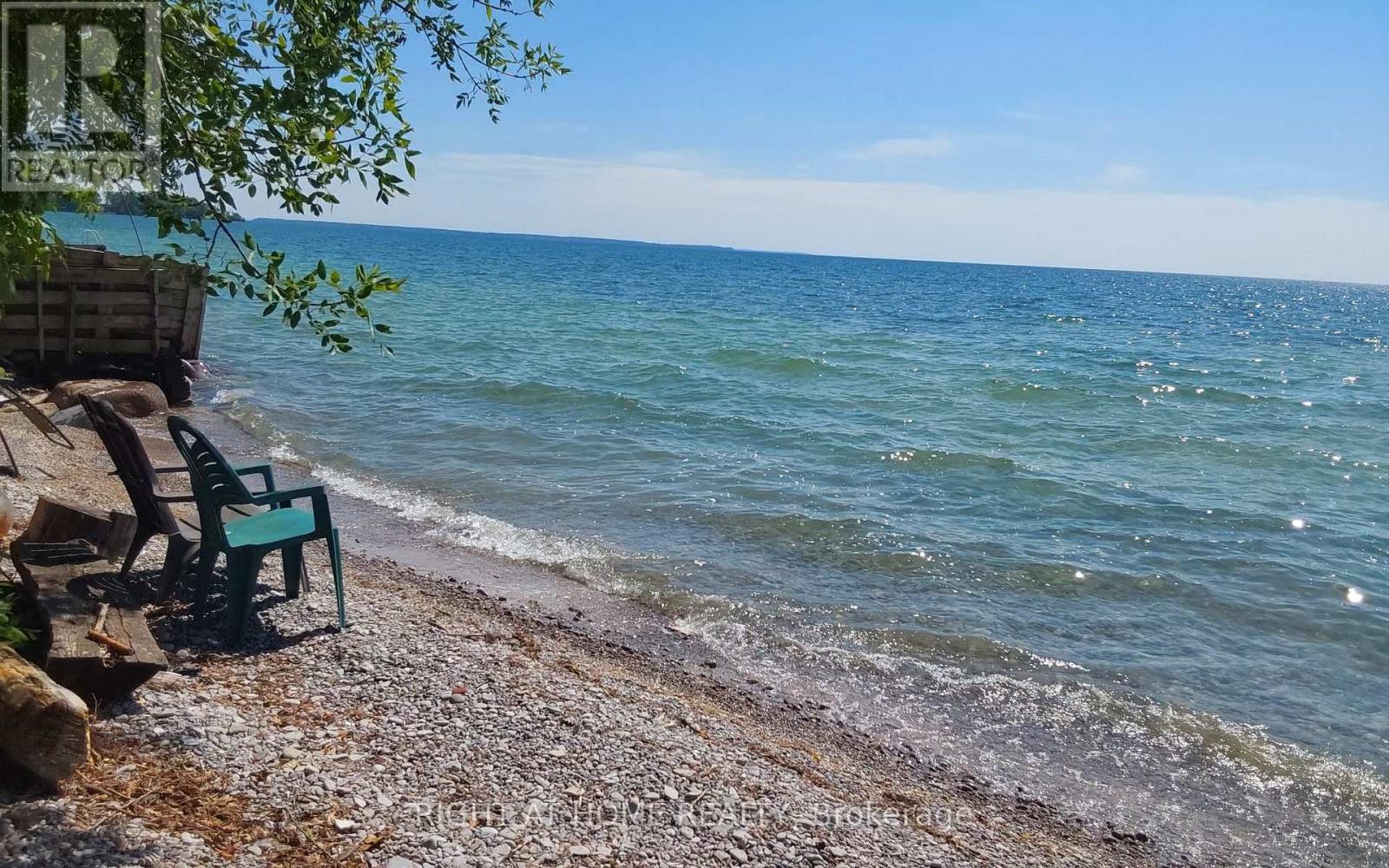 2323 Lakeshore