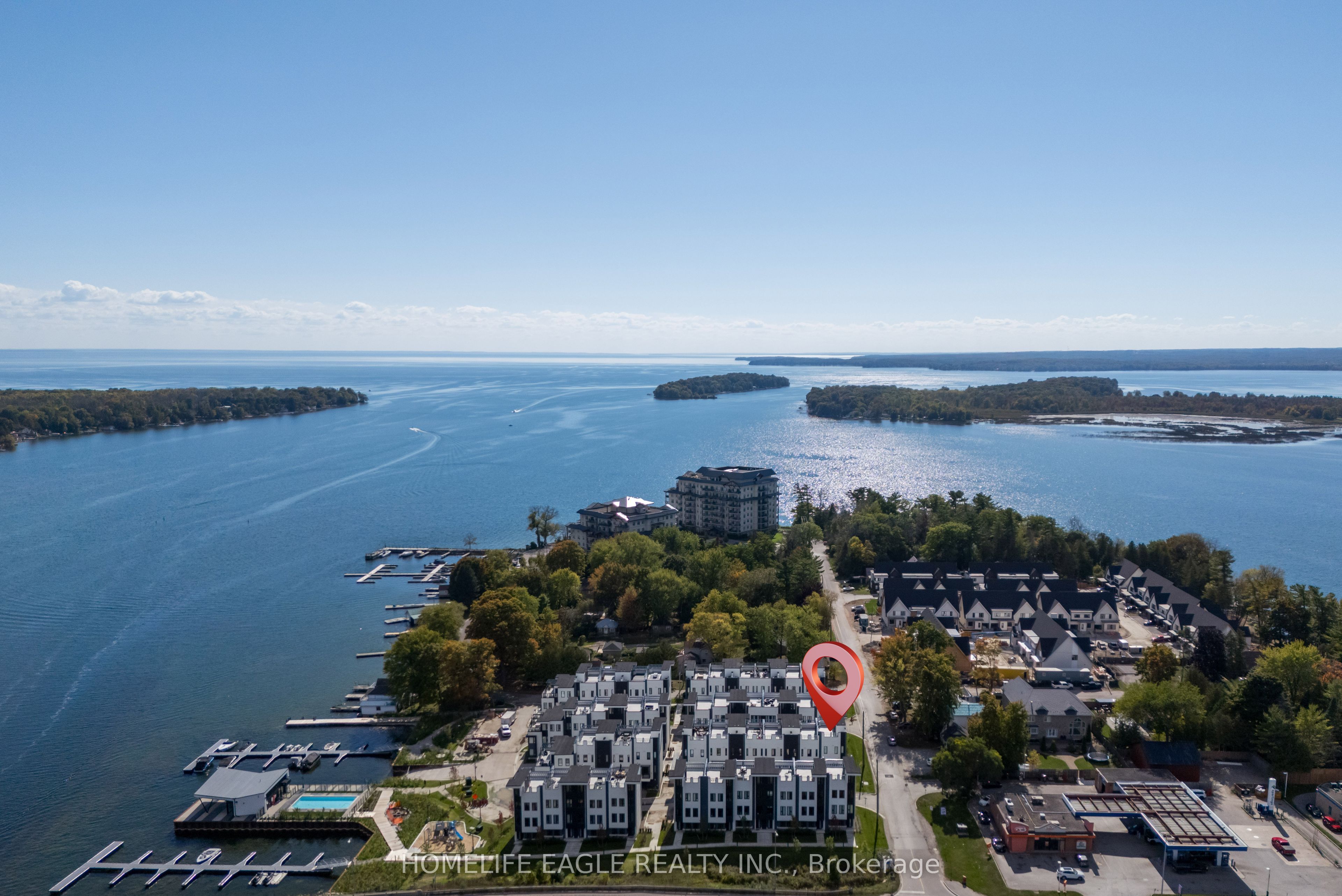 2 Mariner's Pier