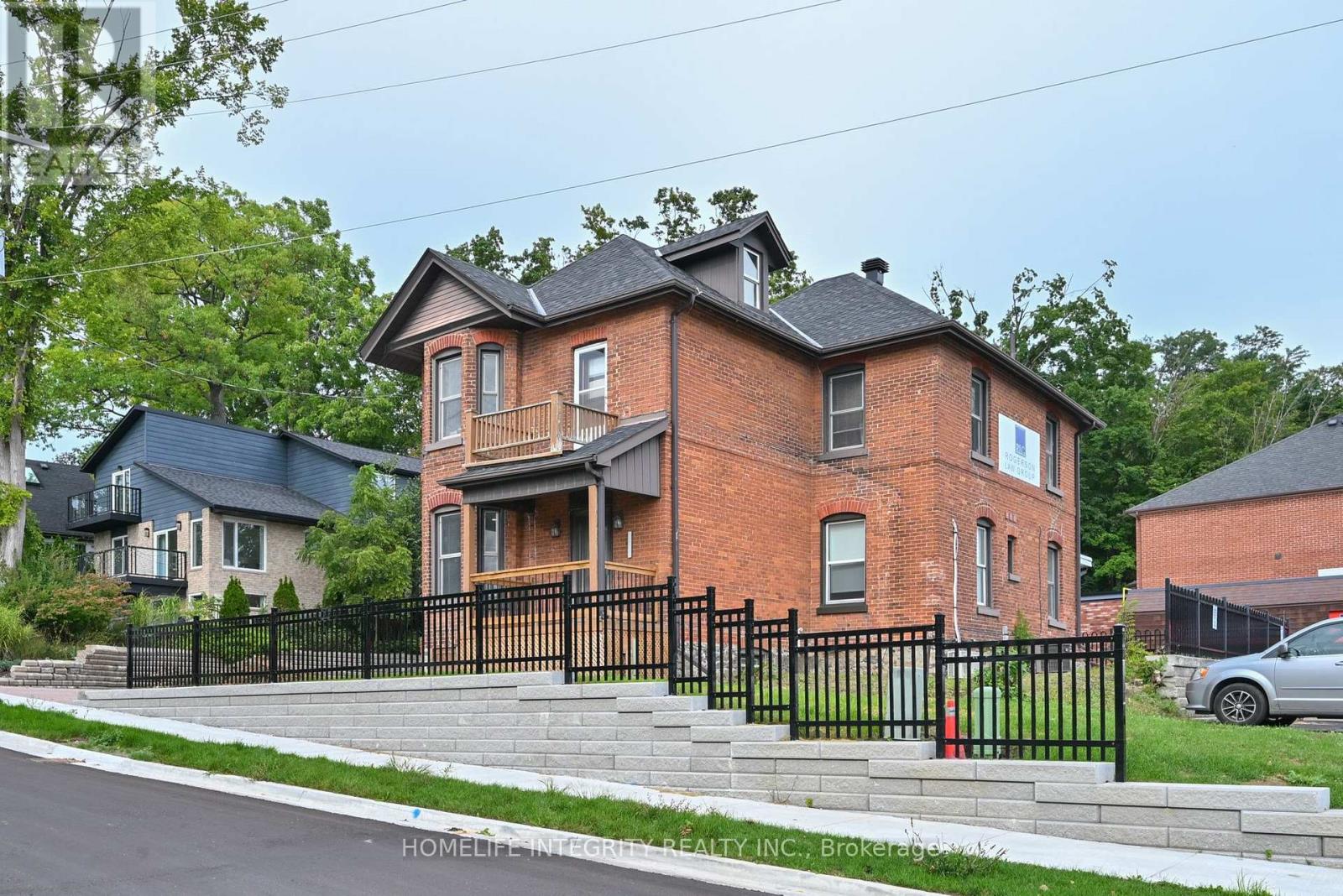 25 BERCZY