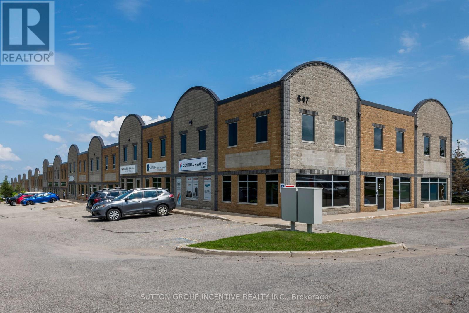 647 Welham Unit 9