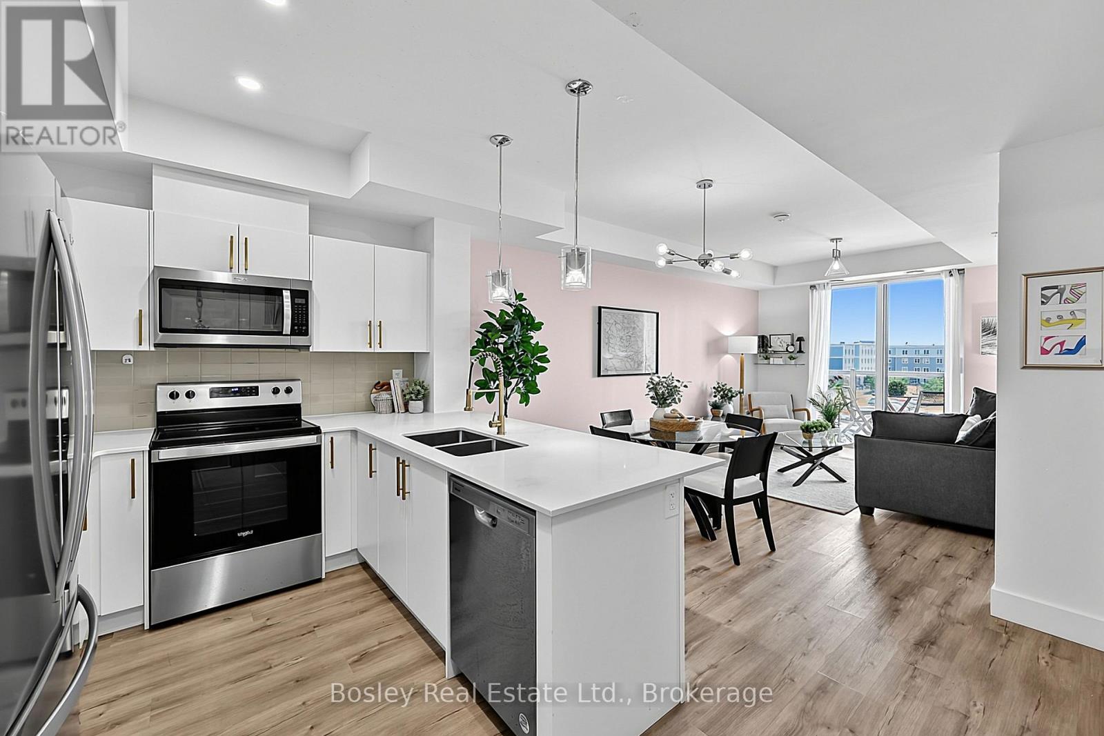 4 Kimberly Unit 404