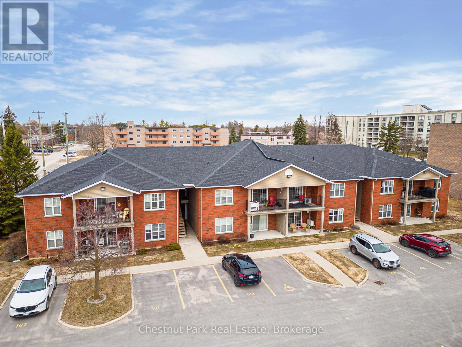 435 Walnut Unit 206