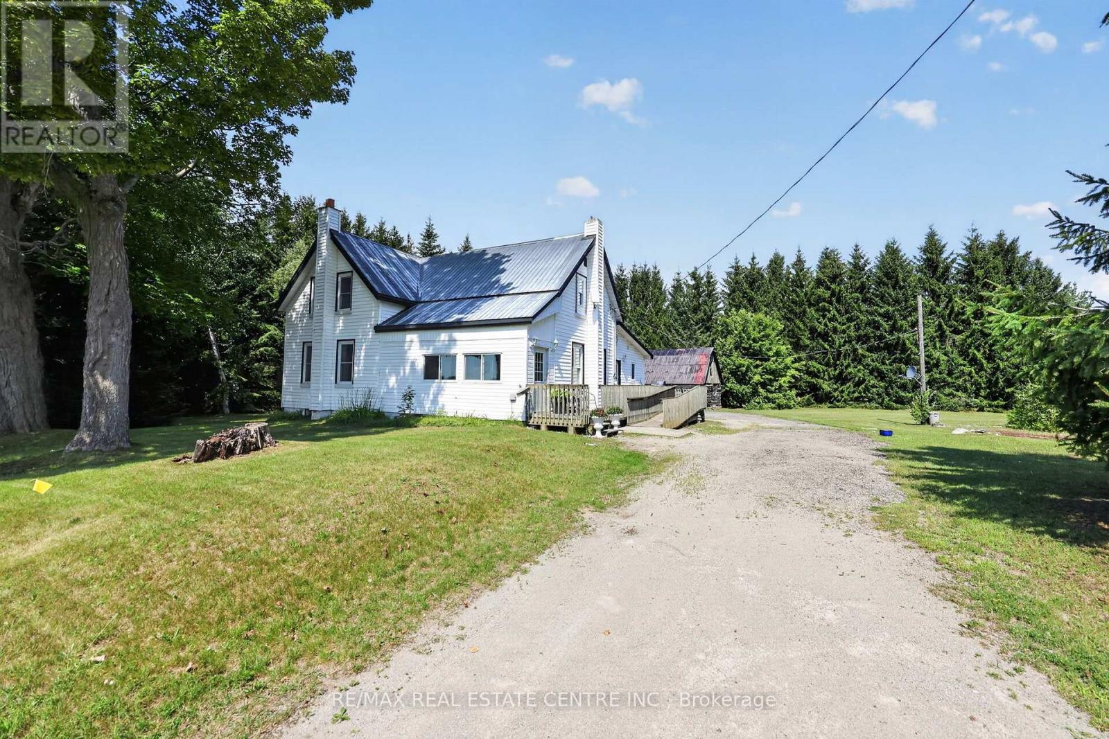 652 Concession 18 W