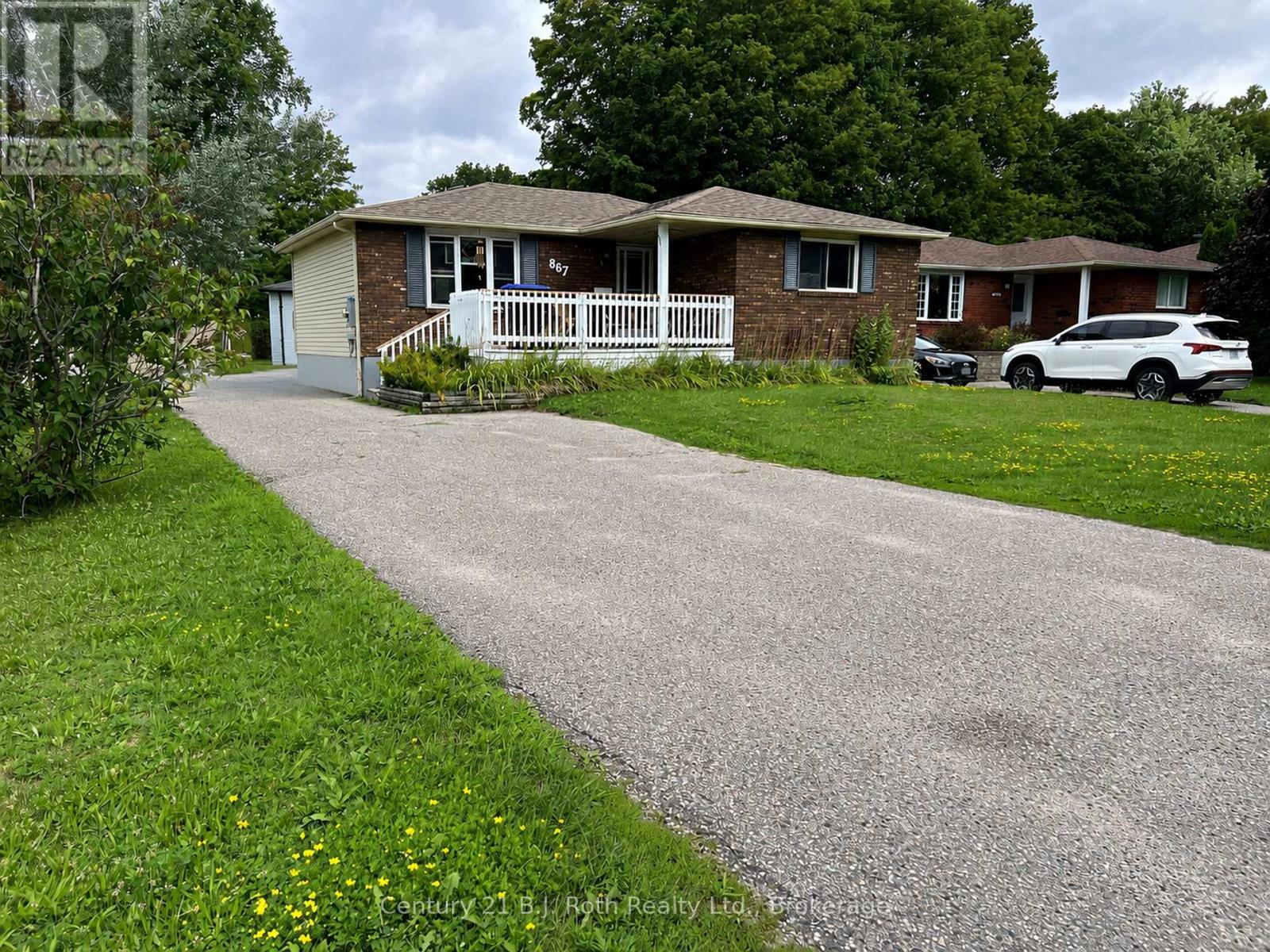 867 Birchwood