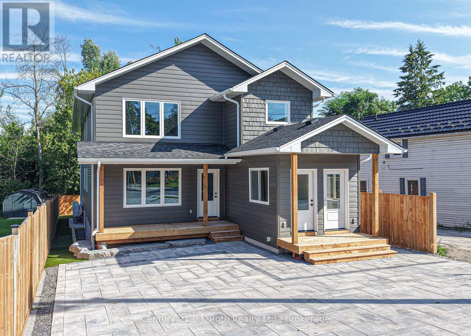 165 Barrie Unit 2 (Upper)