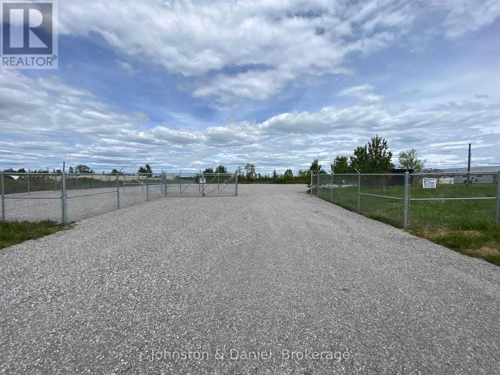 15 Forest Plain