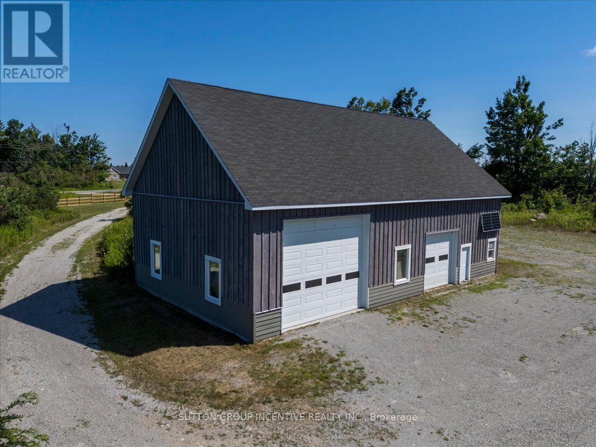 209 15/16 Sideroad